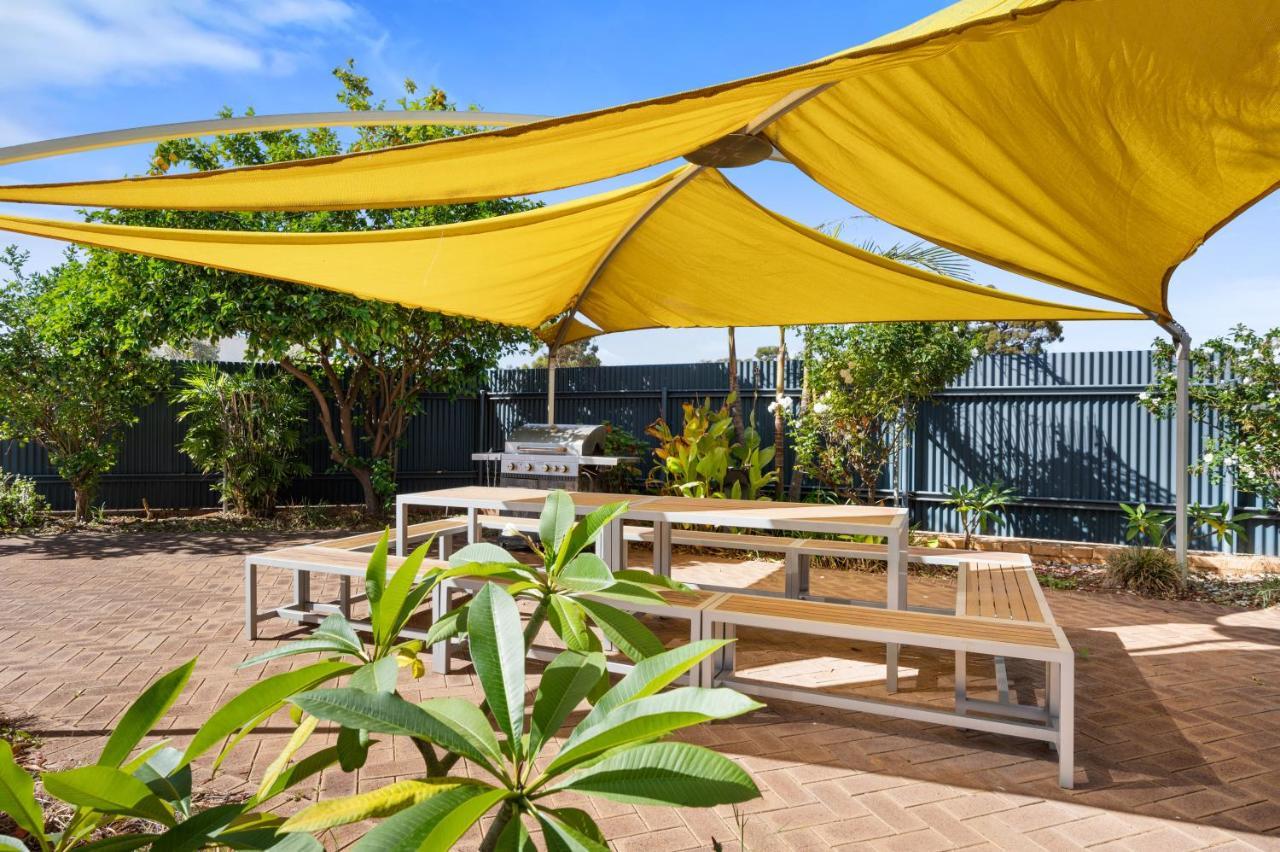 The View On Hannans Kalgoorlie Bagian luar foto